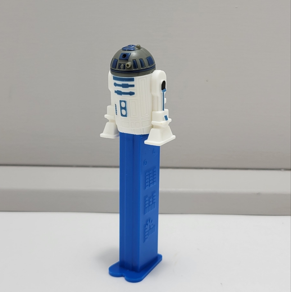 Star Wars R2-D2 pez dispenser - Picture 4 of 8